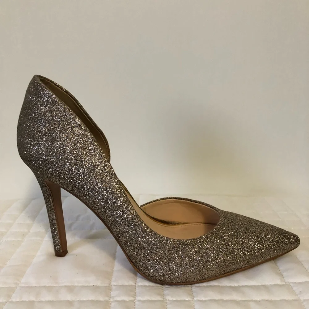 Jessica Simpson Claudette Gold Glitter Pumps Size 6.5M